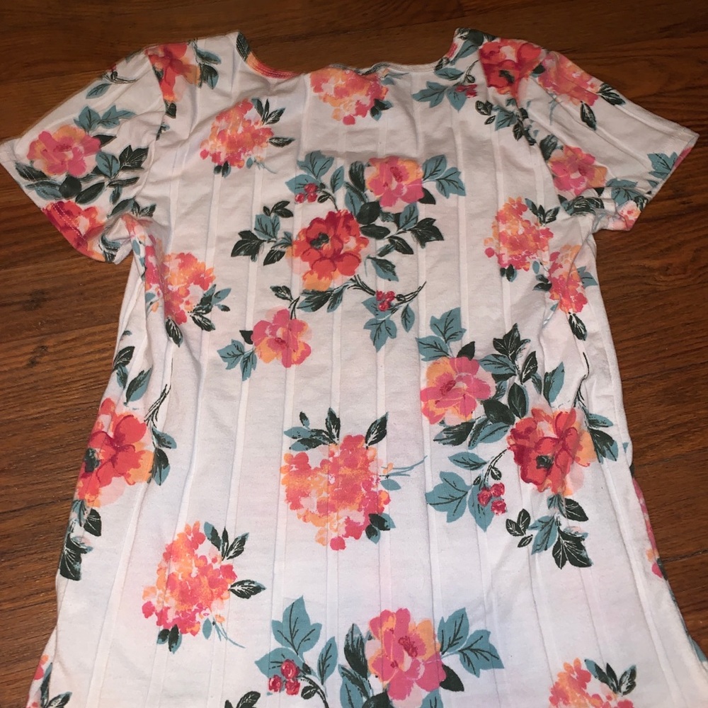 Floral top